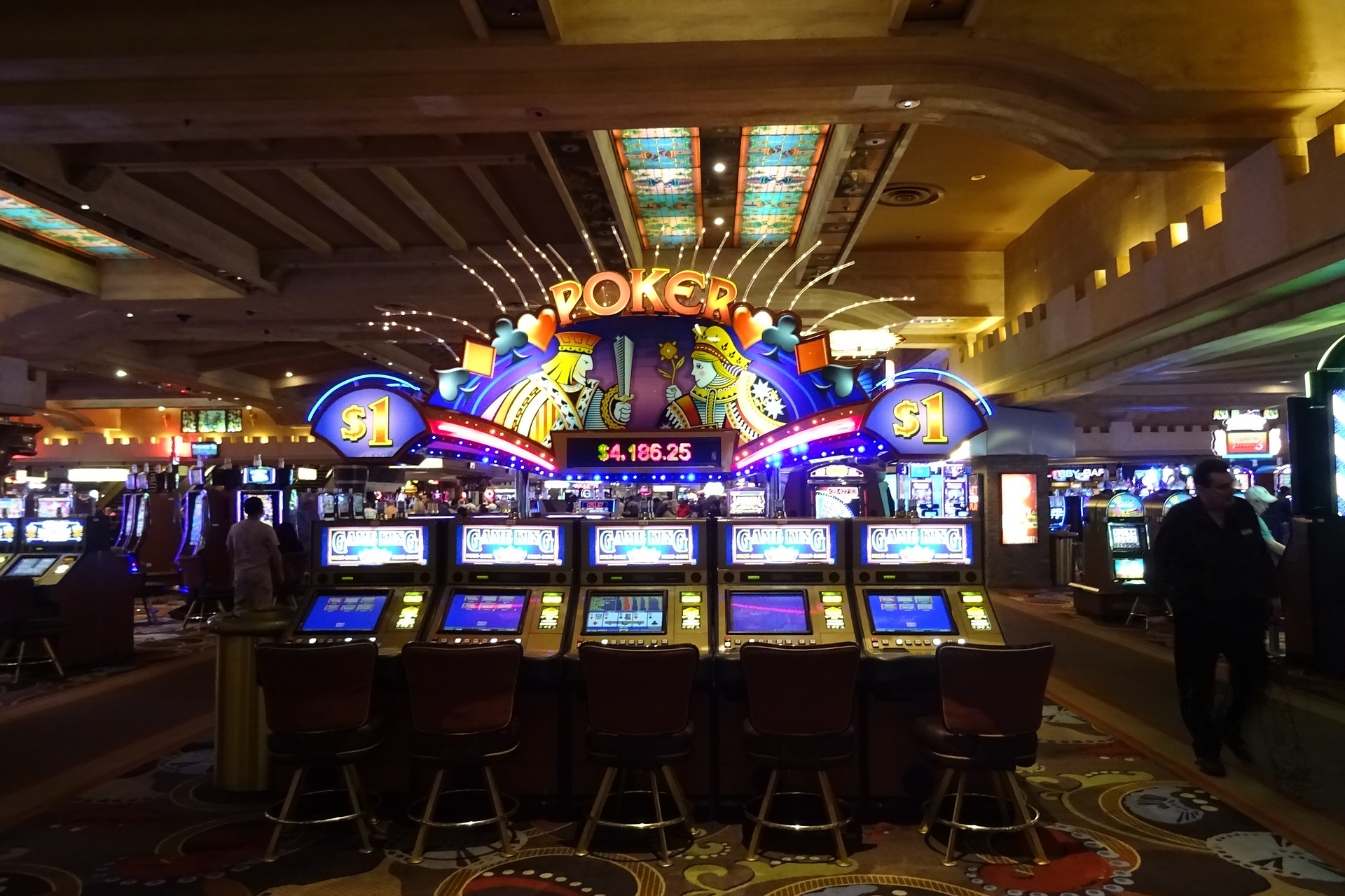 Лас вегас играть в игровые автоматы купить игровой автомат гонка
